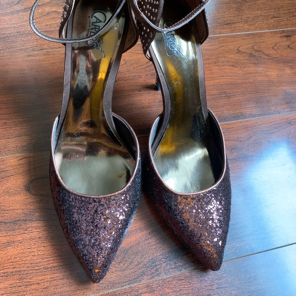Carlos Santana ankle strap pumps